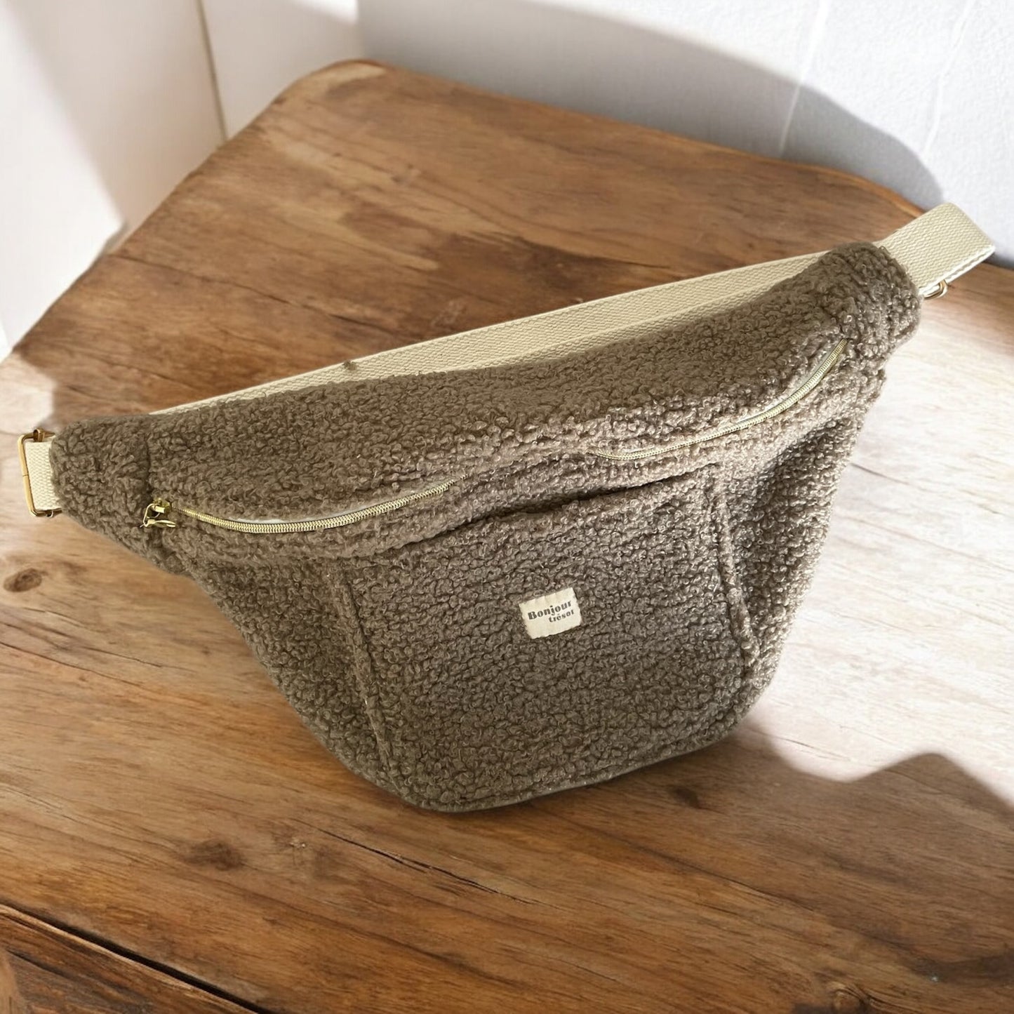 Sac Banane moumoute poche extérieure