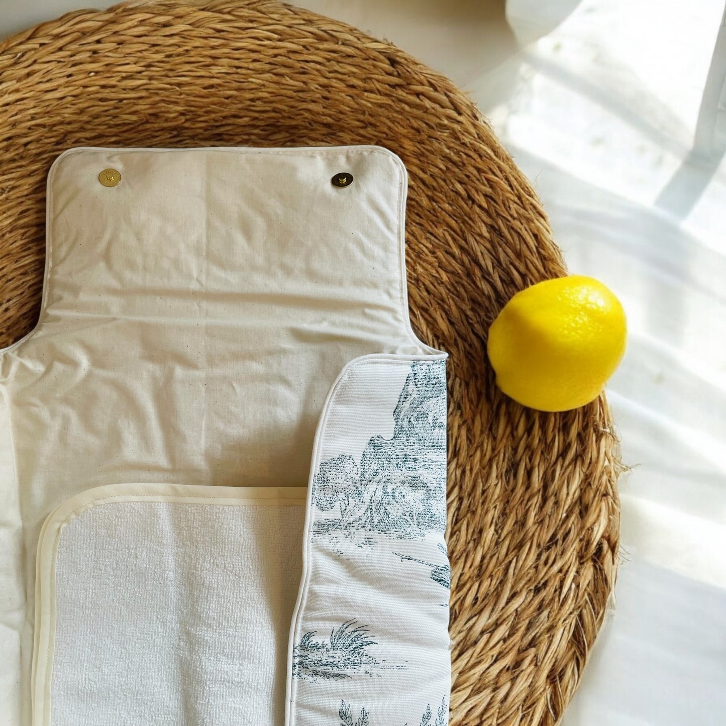 Archives Duo Tapis et Pochette à langer nomade Toile de Jouy